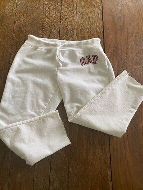 GAP logo joggers XS petite ivory